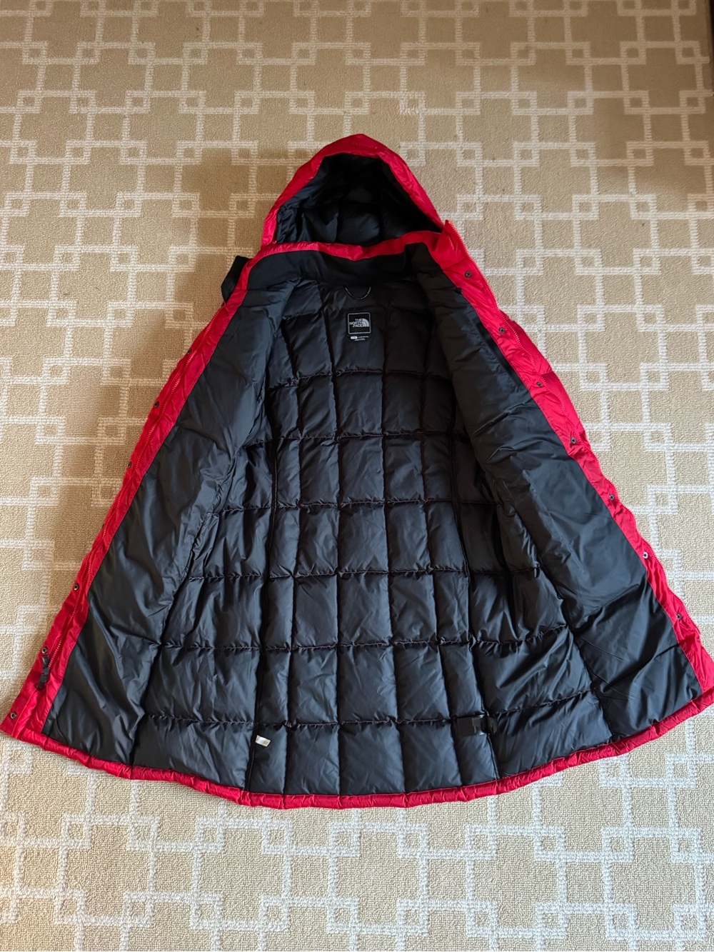 The North Face 550 Goose Down Hooded Long Puffer Winter Parka Red Size Large - Picture 4 of 14